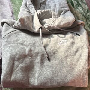 Nike Men's Gray Hoodie Sweater